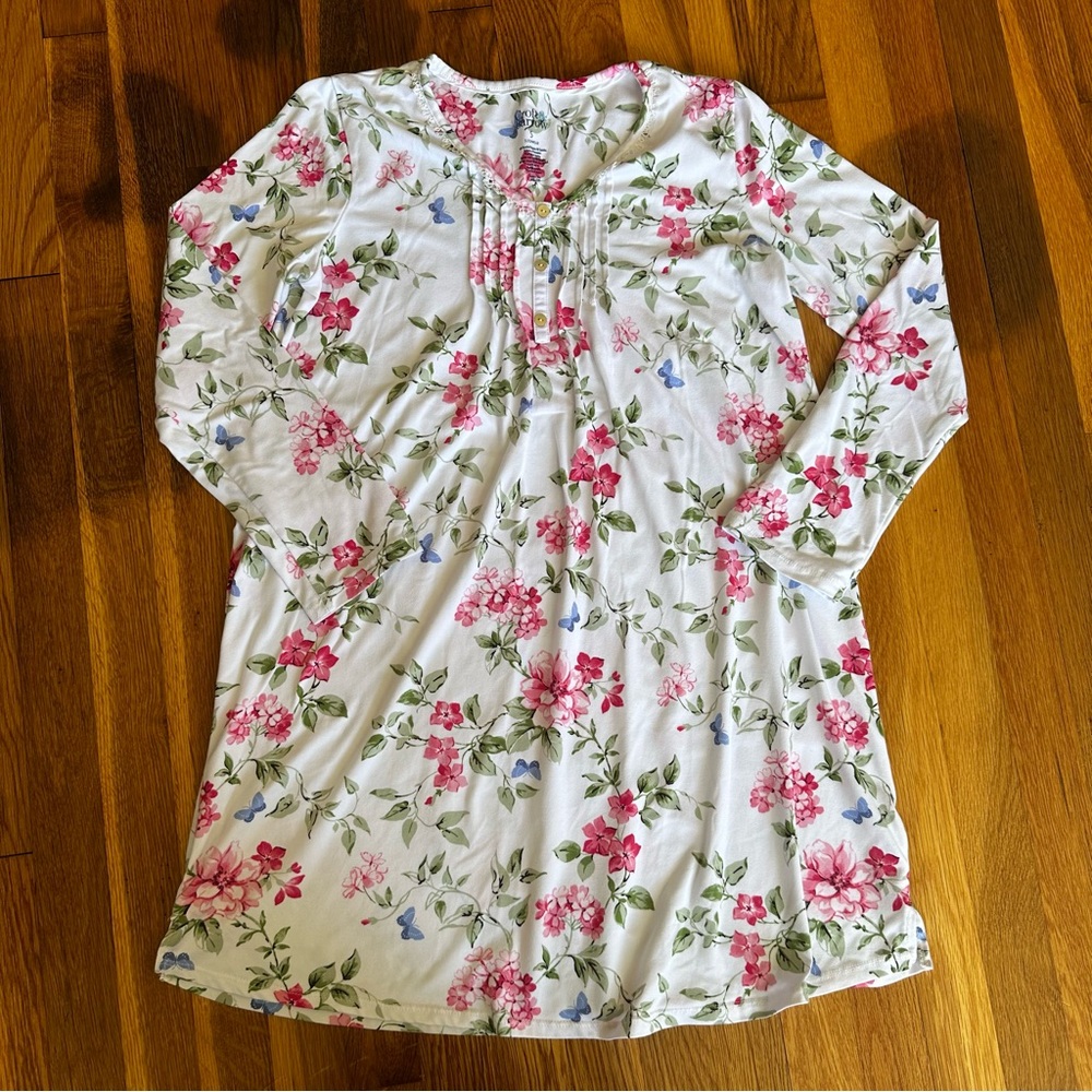 Croft & Barrow Women's Small Floral Nightgown Long Sleeve Sleep Shirt Pintuck